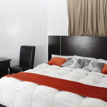 Blue Moon Hotels Victoria Island Lagos Exteriör bild