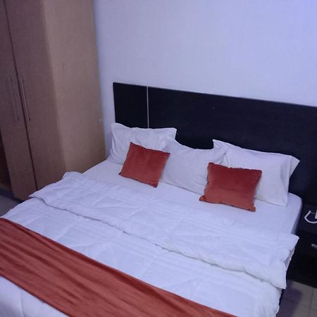Blue Moon Hotels Victoria Island Lagos Exteriör bild