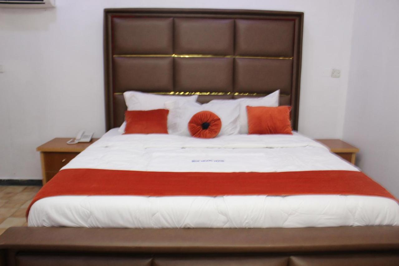 Blue Moon Hotels Victoria Island Lagos Exteriör bild